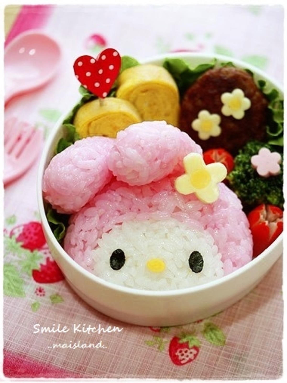 キャラ弁 マイメロちゃんおにぎり レシピ 作り方 By Mai Mai 楽天レシピ キャラ弁 マイメロちゃんおにぎり レシピ 作り方 By Mai Mai 楽天レシピ